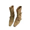 Versão Coreana 2025 do Novo Design de Nicho Botas Curtas Francesas Retrô Bico Quadrado Pequeno Botas Western Botas de Cano Médio Foscas Botas Femininas