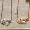 Nova Gargantilha Feijia Banhada a Ouro 18K com Fivela Completa de Diamante em Ferradura Luxo Acessível Alta Moda Corrente de Clavícula Torção de Precisão em Forma de U para Mulheres