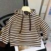 Chaqueta de Cuero para Niñas Primavera y Otoño 2026 Nueva Elegante Ropa de Otoño para Niños Chaqueta Moderna para Niños y Niñas