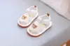 Sapatos de Caminhada de Verão para Bebês, Dropshipping, para Meninos e Meninas, 0-2 Anos, Sandálias Fechadas de Solado Macio, Sapatos que Fazem Barulho para Crianças Pequenas