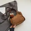Bolso de Mano de Moda Otoño 2025 Bolso Cubo Simple Mate de Alto Valor para Hombro Cruzado Bolso de Viaje