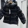 M Marca de Moda Chaqueta de Plumas para Niños Chaqueta Corta de Invierno Gruesa Cálida Resistente a Tres Elementos Cara Brillante Niños Medianos y Grandes Chaqueta para Niñas
