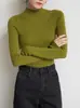 Camisa Básica de Tricô Verde Retrô Estilo Francês para Mulheres, Camada Interna Slim Fit Outono e Inverno, Suéter Emagrecedor com Toque de Luxo