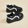 Zapatos Blancos para Mujer 2026 Primavera Nuevos Estilo Coreano Ins Estudiantes Femeninas Casuales Deportivos Suela Gruesa Mejoradores del Orgasmo Versátiles Tenis