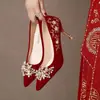 Zapatos de Boda para Mujer Zapatos de Novia Tacones Altos 2026 Nuevo Estilo Stiletto Vestido Chino Xiuhe Zapatos de Boda Brindis Dos Usos No Cansan los Pies