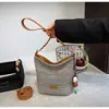 Bolsa Grande Retrô Transfronteiriça para Mulheres, Nova Moda Bolsa Tote de Luxo, Bolsa de Ombro Transversal Casual de Grande Capacidade