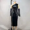 Falda Larga Sexy de Cuero PU Estilo Europeo y Americano, Hombro Descubierto, Sin Mangas, Plisada Irregular, Cremallera Lateral, Abertura en la Cadera, con Manga