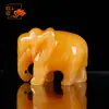 Fabricante de origen de figuritas de elefantes de jade beige, Piedra bruta de jade Regalos al por mayor para decoración del hogar, Regalos empresariales de jade Rui