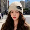 Gorro de Punto Estilo Americano con Hebilla de Cuero para Hombres y Mujeres, Comercio Transfronterizo Otoño e Invierno, Sombrero de Lana Versátil para Adelgazar el Rostro, Sombrero Cálido y a Prueba de Frío