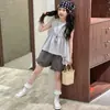Conjunto de Top Irregular a Cuadros de Verano para Niñas Atuendo de Verano Elegante con Shorts Volantes Conjunto de Dos Piezas a la Moda Tendencia