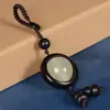 Colgante de sándalo para llave de coche, bolso para teléfono móvil, cuentas luminosas, adornos colgantes retro para hombres y mujeres.