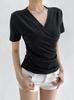 Top de Color Sólido con Cuello en V y Mangas Cortas Estilo Spicy Girl 2025 Verano Nuevo Camiseta con Pliegues Cruzados Estilo Nicho Puro Deseo Ropa para Mujer