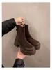 Botas de tornozelo femininas com sola grossa, nova coleção outono 2026, botas elásticas de ajuste justo, estilo britânico retrô, botas Martin, botas Chelsea