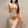 Novo Conjunto de Moda de Luxo de Duas Peças com Mangas Longas e Vestido Longo para Férias na Praia e Ilha Conjunto de Biquíni de Quatro Peças que Valoriza a Silhueta