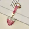 Llavero creativo para coche con forma de corazón degradado y diamantes, llavero colgante de corazón con adornos de diamantes estilo ins