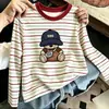 Camiseta de rayas para niño, nueva ropa infantil de algodón puro, camiseta interior de manga larga para niños mayores, top de primavera y otoño para niños