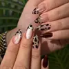 Avelã Estampa de Leopardo Estilo Gatinho Estilo Francês Doce e Descolado Estilo Europeu e Americano Arte de Unha Removível 30 Peças Unhas Postiças