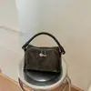 Bolso de Hombro Boston Retro de Nicho Ruien para Mujer Nuevo Otoño Temprano 2026 Bolso Ligero Tipo Almohada Bolso Cruzado para Viajes