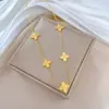 [acero de titanio de cuerpo completo] hierba de la suerte láser temperamento personalidad estilo minimalista horno de viento oro real femenino ins collar para clavícula