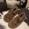 Botas de inverno grossas, com sola antiderrapante, forradas de lã e fofas para mulheres, novo estilo outono/inverno, forradas de fleece para aquecimento e com design felpudo e peludo.