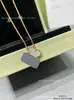 Colar de Trevo de Quatro Folhas de Luxo V-Gold com Madrepérola Branca e Ágata Vermelha, Colar de Trevo de Quatro Folhas Gravado com Precisão CNC