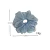 Suave Scrunchie de Encaje Blanco Crudo con un Tacto Suave y Juvenil, como de Hada, para Coletas Bajas y Peinados de Moño