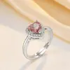 Anel de Cobre Sonhador Ultra-Brilhante Exquisito com Micro-Incrustações de Diamante para Mulheres, Estilo Francês de Luxo Leve com um Toque de Alto Padrão, Anel Aberto Super de Conto de Fadas e Lindo