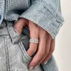 Anillo de Encaje Dulce y Fresco para Mujer, Diseño Geométrico Hueco, Exquisito, Lujoso, Elegante, Anillo Abierto Ajustable, Versátil, Moderno, Anillo Único para el Dedo Índice