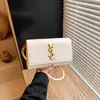 Transfronteiriço 2025 Nova Bolsa Versátil Yangshulin Baguete Bolsas de Ombro Bolsa de Braço Transversal Retro Couro Patente Brilhante Bolsa Feminina
