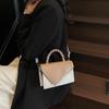 Bolsa de Mão Simples Estilo Coreano 2025 Nova Moda Bolsa Pequena Quadrada com Costura Crossbody Bolsa Crossbody Colorida