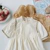 Novedad Verano 2026 Ropa Infantil Vestido para Niñas con Pliegues Franceses y Cuello Alto, Bordado de Encaje, Elegante Vestido Infantil de Moda