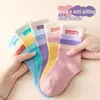 [novo produto] meias infantis meias para meninas estilo coreano fresh pequeno primavera e outono amor estilo estrangeiro versátil meninos e meninas