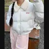 Jaqueta Curta de Algodão com Lã de Cordeiro Estilo Retrô Americano para Mulheres, Casaco de Inverno Novo Estilo 2026, Roupa Quente de Algodão para Mulheres Baixas, Jaqueta Acolchoada de Algodão da Moda