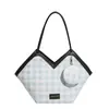 Design de Nicho Fita Xadrez Grande Capacidade Bolsa para Trabalho e Deslocamento Feminina 2025 Nova Bolsa Tote Versátil de Ombro