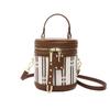 Bolsa pequena estilo ocidental da moda feminina, nova chegada do verão de 2024, bolsa cilíndrica portátil, bolsa transversal personalizada com texto e tudo combinando