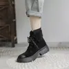 Botas Martin Femininas 2026 Novo Estilo Britânico Retrô Versátil Marrom Solado Grosso Botas Curtas Botas Simples Foscas Primavera e Outono Botas de Trabalho