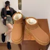 Botas de Neve Femininas Inverno 2026 Novas Impermeáveis Antiderrapantes Solado Grosso Aumento de Altura Grandes Sapatos de Algodão Forro de Lã Aconchego Espesso Sapatos Fofos