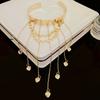 Pulseira aberta com franja de estrela e coração em metal, anel de braço de alto senso europeu e americano, design de moda, joias de luxo leve, atacado