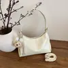 2026 Nuevo Bolso de Hombro Exquisito de Alto Valor Estilo Coreano de Nicho para Mujer, Bolso Cruzado de Moda Versátil con un Toque de Lujo, Bolso de Axila