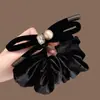Colección de Accesorios para el Cabello en Rebaja: Pinzas para el Cabello, Pinzas de Cocodrilo, Diademas, Pasadores, Pinzas de Garra, Pinzas de Tiburón, Pinzas BB, Gomas para el Cabello, Anillos para el Cabello, Adornos para el Cabello