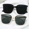 Gafas de Sol Europeas y Americanas Más Vendidas para Viaje Resistentes a los Rayos UV Gafas Versátiles Estilo Trendy de Instagram Sentido Avanzado Gafas de Sol para Conducir