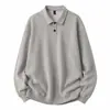 Moletom Masculino 2026 Outono Novo com Gola Polo, Marca Tendência Estilo Americano, Peça Superior Casual Solta de Alta Qualidade Cor Sólida com Gola Reversível