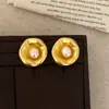 Brincos de Pérola Escovada Casuais, Luxo Acessível e Estilo Francês de Ponta, Design de Nicho, Versáteis para o Dia a Dia, Brincos Exquisitos