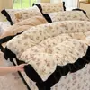 Conjunto de Cama de Inverno Classe A Luxo Leve Lã de Leite Renda Estilo Colcha Conjunto de Quatro Peças Capa de Edredom Renda Colcha Conjunto de Três Peças Conjunto de Roupa de Cama 3
