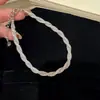 Pulsera de Malla Retorcida Estilo Francés con Circonitas, Sensación de Lujo Ligero y Alta Gama, Joyería Moderna Versátil con un Diseño Único