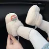 Sapatos e Meias Integrados para Bebê Recém-Nascido 0-1 Ano Menino e Menina Outono e Inverno Sola Macia Espessados Antiderrapantes Proteção para os Pés Algodão Forrado com Lã