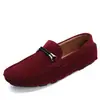 Mocasines slip-on para hombre, nuevo modelo de otoño, estilo British old money, zapatos planos casuales de gamuza para ir al trabajo