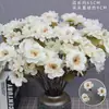 Flor artificial blanca Mori flor de seda blanca lechosa flor de techo suave para salón de bodas peonía rosa nieve
