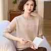 El atuendo de otoño de mamá: Top de punto jacquard con cuello redondo para mujer, nuevo estilo otoño-invierno con decoración de cuentas, elegante camisa básica de manga larga