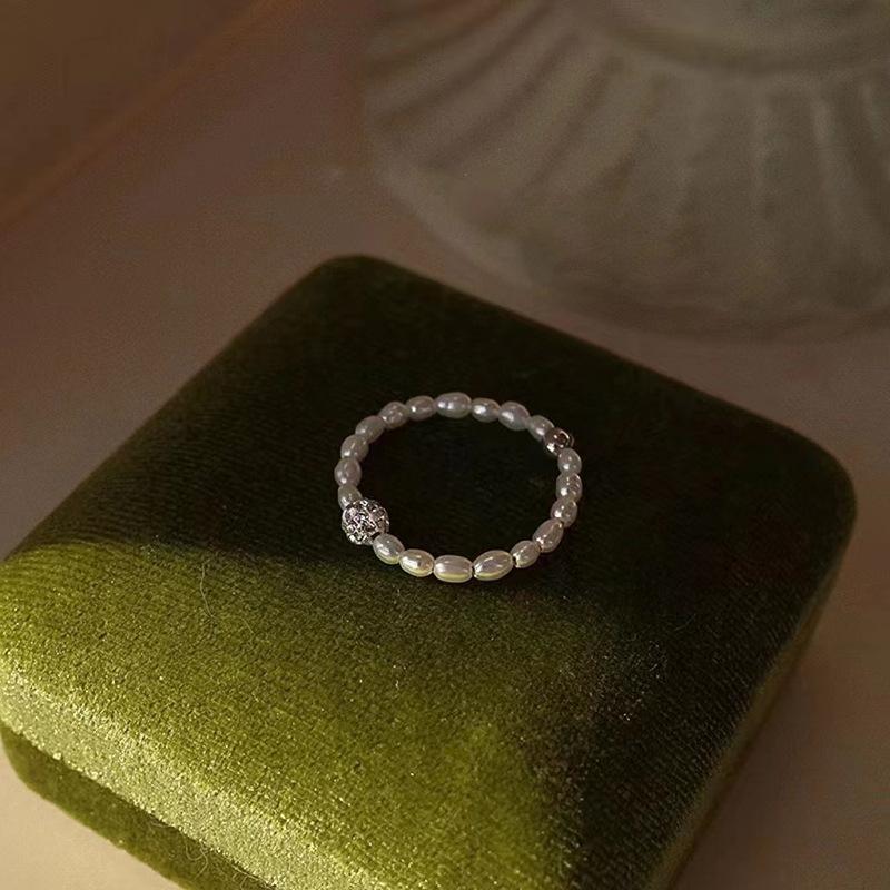 ins风小众设计珍珠水晶球戒指女不掉色简约百搭轻奢